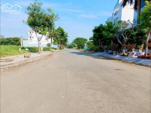 Chính Chủ Cần Bán Đất Gần Aeon Mall Tân An, Long An, 120m2, 1Tỷ9, full thổ cư, SHR