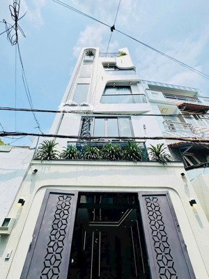 nhà đẹp giá mềm chỉ 3 tỷ 590. nhà 71m² quốc hương, thảo điền xây 1 trệt 3 lầu, hẻm 7m thoáng. shr