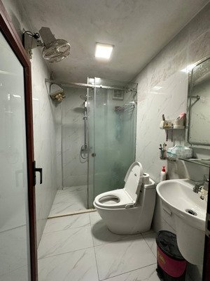 cho thuê nr 4pn, 3wc, 4 tầng tại kđt định công, dt 70 m2