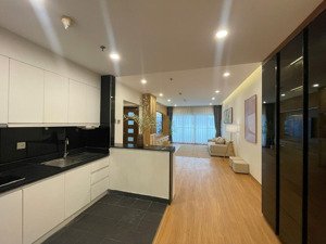 bán cc lancasteri số 20 phố núi trúc. dt 116m. tell 