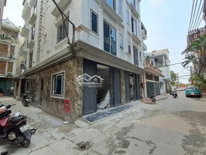 nhà đẹp phân lô cầu diễn lô góc- thang máy o tô chạy vòng quanh, dt: 52.5m2 x 6 tầng