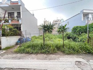 bán lô đất giá rẻ 100m2/950tr,sát đường nguyễn tri phương,gần các cụm kcn, shr, phù hợp đầu tư