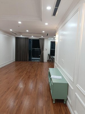cho thuê căn hộ 34t 3pn, 146m2, 16 triệu vnd tại trung hòa - nhân chính.
