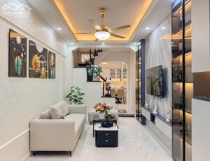 BÁN NHÀ MỸ ĐÌNH, NAM TỪ LIÊM 38M2 , 4 TẦNG, NGÕ NÔNG GẦN PHỐ, Ở NGAY, CHỈ 8,15 TỶ