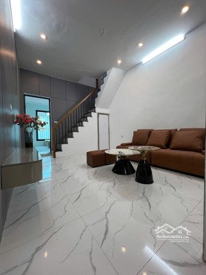 bán căn hộ tập thể nam đồng, 2 tầng duplex, 100m, full đồ, 3 ngủ, 2vs, 3.96 tỷ