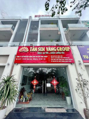 chủ cần bán gấp lô đất sẵn sổ, xây dựng tự do, hạ tầng đồng bộ, cạnh sungroup, trường đại học lớn