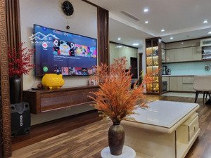 cần bán căn hộ "siêu rẻ" chung cư oct5 resco 65m2,2pn, 2wc full nội thất cb đẹp, giá 3,95 tỷ