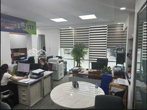 văn phòng 32 - 50m2, mt yên thế, p. 2, quận tân bình (full nội thất)