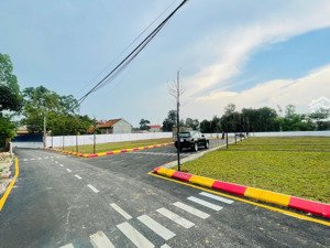 do kinh doanh thua lỗ cần bán lô đất 100m2 gần đại học quốc gia cắt lỗ 400tr giá còn 2.6tỷ