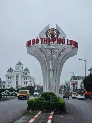 cần bán gấp căn liền kề phú lương 63m2 mặt tiền 5m nhà hoàn thiện thang máy đẹp