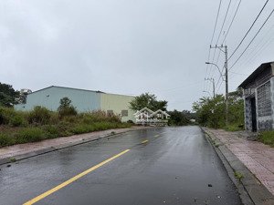 bán nhà mặt phố tại thị trấn măng đen, 9 tỷ, 680m2, view đẹp, giá siêu hời