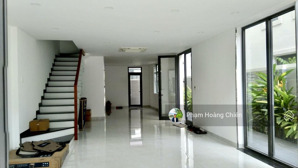 cho thuê shophouse góc 7x20m giá 19 triệu 1 trệt 1 lửng, 5x20m giá 22 triệu 1 trệt 1 lửng 3 lầu.