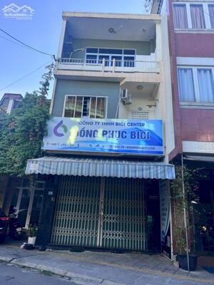 BÁN NHÀ MẶT TIỀN 132 ĐỖ QUANG, 46M 3 TẦNG 3PN3VS HƯỚNG ĐÔNG NAM. 6,9TỶ, LH 0905113070.