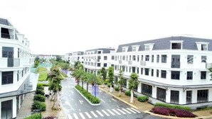 cho thuê liền kề sân vườn la vida residences. diện tích rộng, không gian thoáng mát giá 18 triệu