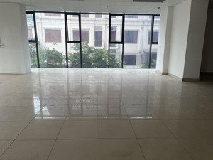 cho thuê hẳn tầng 2 & 3 nguyễn tuân, thanh xuân dt tổng 2.091 m giá thỏa thuận