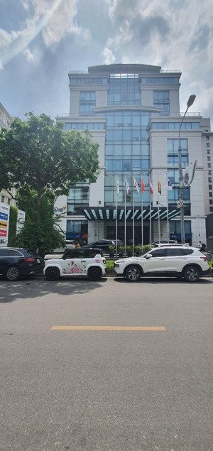 sốc rẻ! mặt phố hoàn kiếm, rẻ hơn cho. chủ cần bán gấp. mặt phố cổ hàng cân 99m2 3 tầng. 18 tỷ