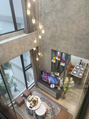 cần cho thuê mezza 115m2 sử dụng trần cao 7m giá rẻ 22 triệu full đồ view siêu đẹp solforet