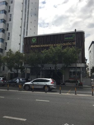 cho thuê góc 2mt nguyễn văn trỗi - nam kỳ khởi nghĩa: 22x30m hầm 4 tầng - 500 triệu/tháng