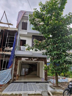 chính chủ cần bán nhà 100m2 tại khu đô thị kosy trung tâm tp. lào cai