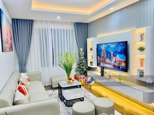 vợ chồng tôi cần bán căn hộ đẹp goldmark city, nội thất đầy đủ, đồ đẹp, sổ đỏ sẵn, có slot ô tô