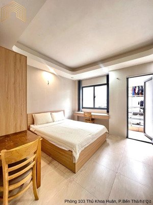 cho thuê căn hộ studio ban công quận 1 gần chợ bến thành,ga metro,phố đi bộ nguyễn huệ đủ tiện nghi