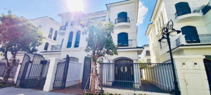 cần bán biệt thự song lập phân khu phong lan - vinhome star city thanh hoá.