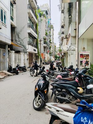 bay nhanh! bán nhà đặng văn ngữ - vip đống đa - gần phố - 20m ô tô tránh - sổ vuông đẹp giá đầu tư!