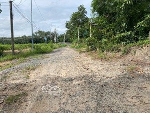 đất hoà lợi gần ngã 3 phú hoà diện tích 25 x 27 đường xe hơi xây nhà vườn ok