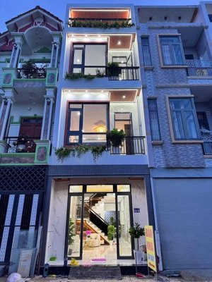 nhà kdc phú hồng thịnh 8, bình chuẩn, thuận an, tp thuận an thuộc tp hcm
