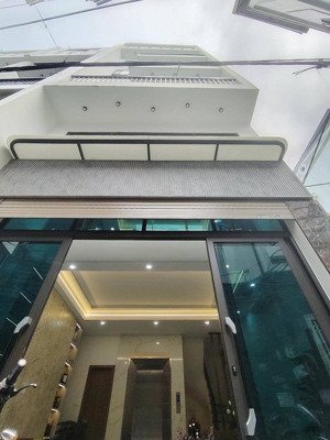 gấp! phố đặng tiến đông, lô góc, thang may, gần phố, ô tô cách 15m, dt 44m2 * 5 tầng