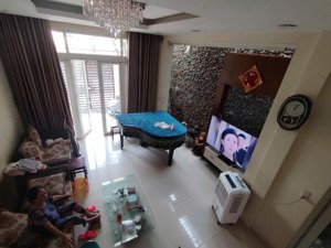 cần bán gấp nhà mới đẹp diện tích 5-19, 3 lầu, ngay ngã tư lê văn lương và căn hộ hoàng anh an tiến