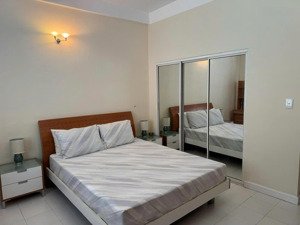 bán nhà mt ngay khu lê đại hành p11 q11.dt: 4x30m dtcn 120m2, 2 lầu st giá 17 tỷ tl09i1.481.323 huệ