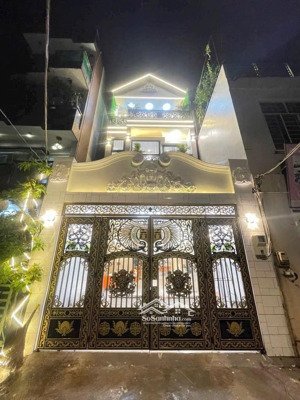 bán nhà tân quy quận 7.nagng 5m dài 12m.4tầng.nhà mới giá 9,5.gần tân hưng,tân phong,tân kiểng