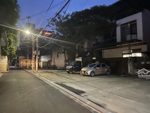 nam hồng oto vào tận đất mt 4,7m. giá mềm hơn 10 giá với lô bên cạnh