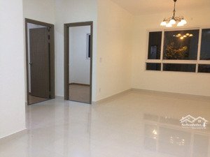 cho thuê căn 2 pn 68 -72 m2, nhà trống có rèm máy lạnh, giá 7 triệu