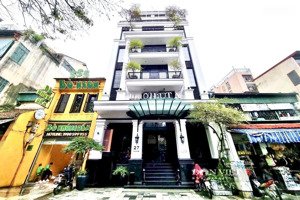 cho thuê toà nhà vip mặt phố huế 220m2 x 7 tầng, mặt tiền 7.5m đầy đủ thang máy, hầm, pccc