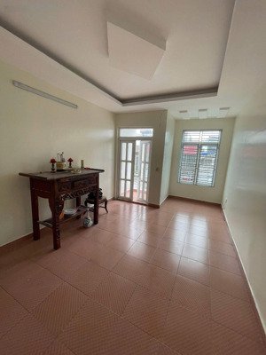chuyển nhượng căn nhà 3,5 tầng cạnh tđc a51 ô tô vào tận nơi