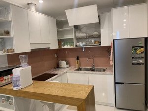 cho thuê 2 pn, 2wc [ căn góc] full nội thất đẹp, 73m2 orchard garden chỉ 16tr/tháng