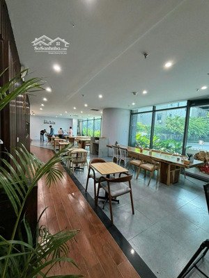 cho thuê mặt bằng tầng 1 vị trí đắc địa khu ngoại giao đoàn, cầu giấy, hà nội