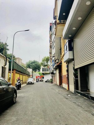 nhà mạc thái tổ 65m2 7 tầng thang máy phân lô, vỉa hè