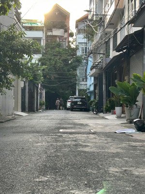 nhà đường hoàng hoa thám phường 6 quận bình thạnh xây 5 tầng bán 12.8 tỷ