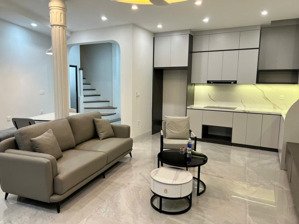 anh toản cần bán nhà mỹ đình, 48m2, xây 4 tầng, 8,25 tỷ.