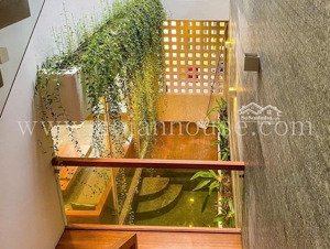 biệt thự mini 3 tầng mặt phố - nội thất cao cấp - hồ bơi - dòng tiền đỉnh.