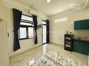 trống sẵn studio full nội thất - cửa sổ trời thoáng mát - ngay lê thị hồng