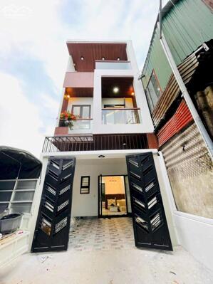 Bán nhà 3 tầng Full nội thất Kiệt 112 Ngự Bình, cách mặt tiền Ngự Bình chỉ 20m, chỉ 3,85 Tỷ