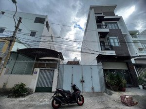 bán đất mặt tiền lê văn tám phước long ngang gần 5m giá 7,5 tỷ