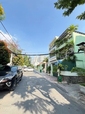 bán nhà mặt phố giảm mạnh 2tỷ nguyễn duy hiệu, thảo điền. 5,6x13 cn 42.3m2 3tầng. giá: 23,5tỷ