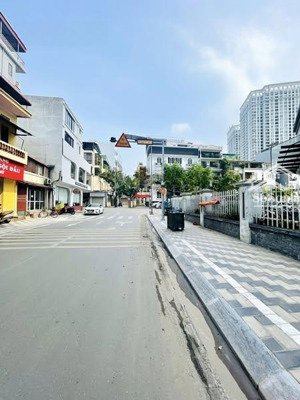 bán lô đất hiếm còn sót lại tại phú xá - phú thượng - hà nội