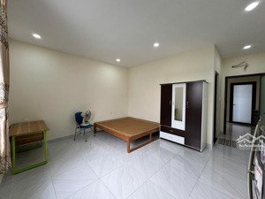 cho thuê phòng full nt 30m2 giá 3tr, nguyễn duy trinh, phú hữu, bao hết phí, bao mát, giờ tự do