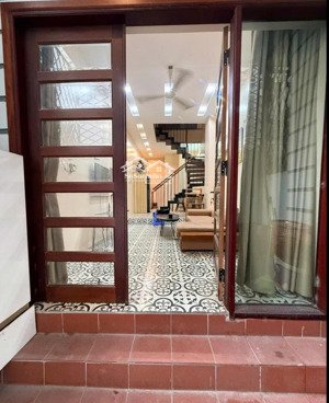 bán nhà tứ liên, tây hồ, 5m ra ô tô tránh, ngõ thông các ngả